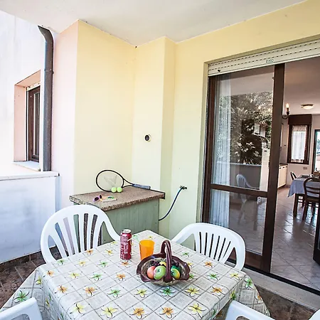 Seaside Serenity Flat With Outdoor Pool * روسولينا ماري